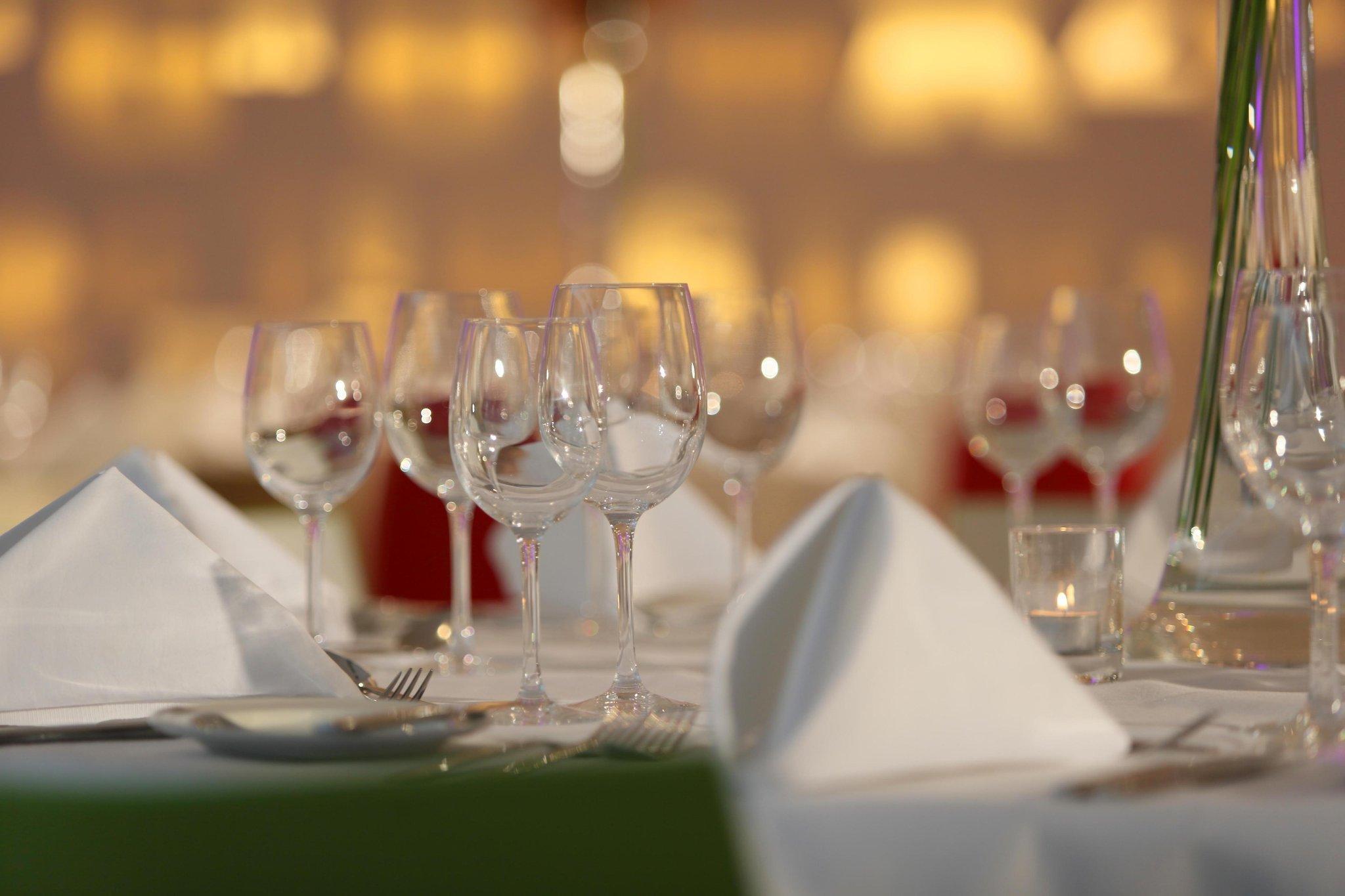 Hotel The Morrison Dublin, Curio Collection By Hilton Restaurace fotografie Wine glasses