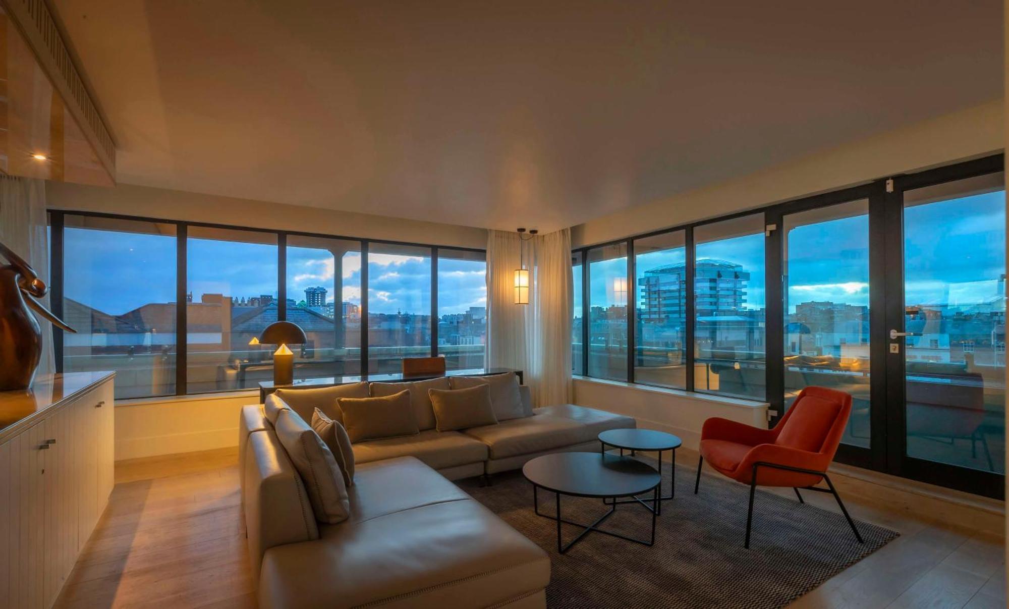Hotel The Morrison Dublin, Curio Collection By Hilton Exteriér fotografie The Living Room at The Standard London