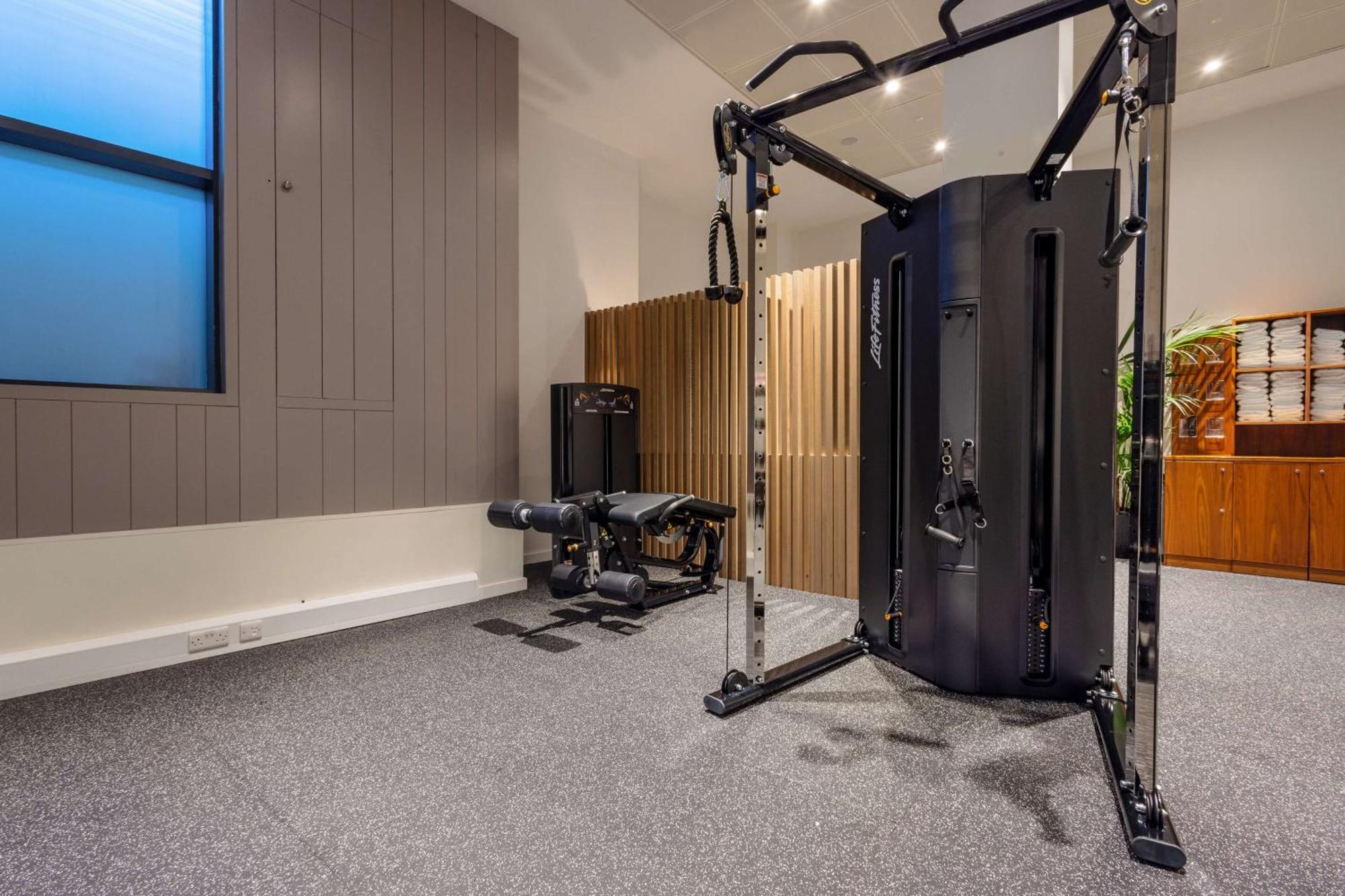 Hotel The Morrison Dublin, Curio Collection By Hilton Exteriér fotografie A functional trainer